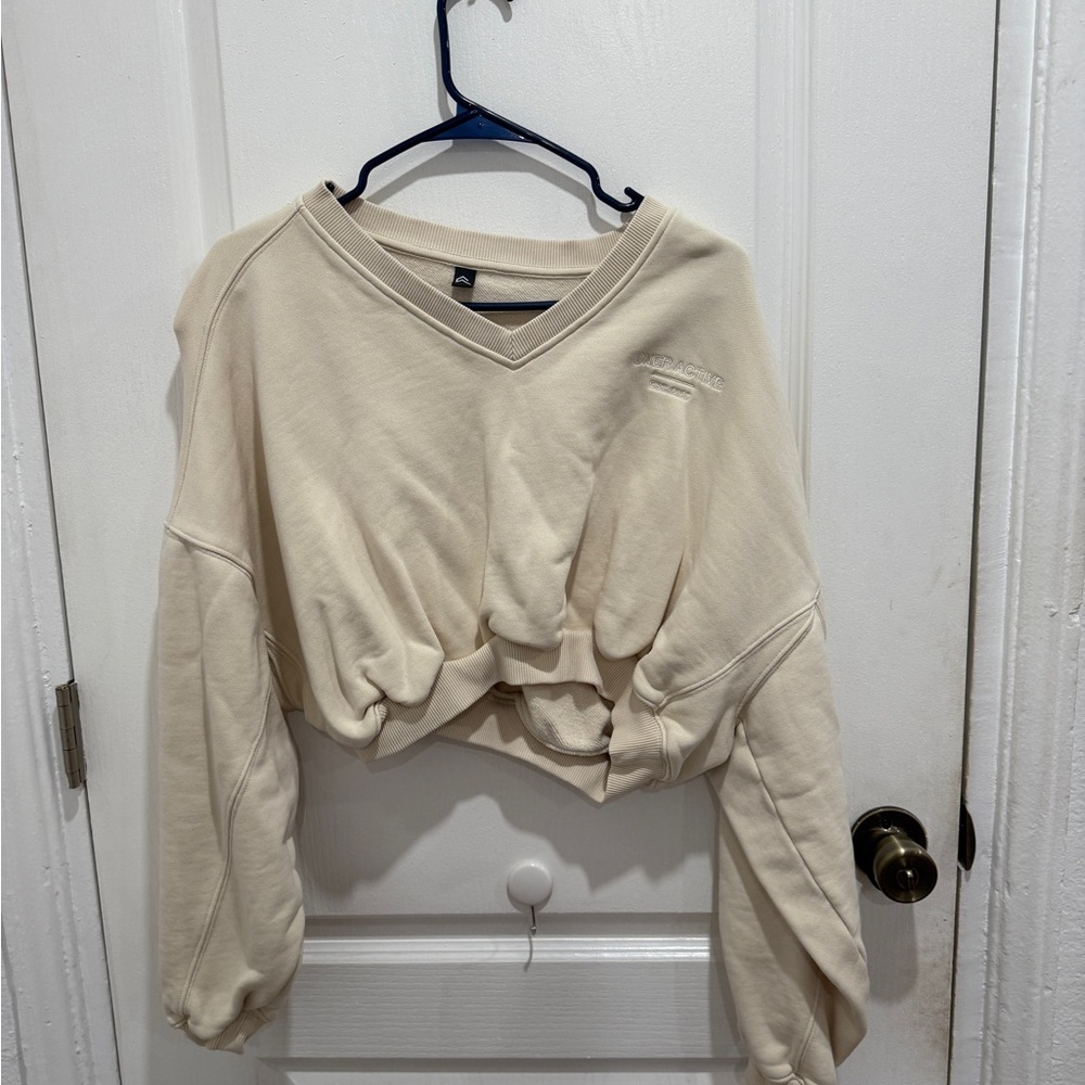 Oner Active Cream V-Neck Cropped Sweatshirt